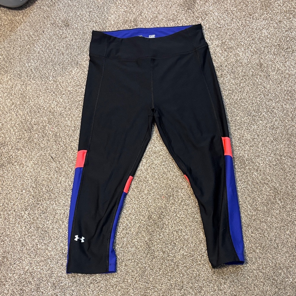 Under Armour women's cropped Leggings with Black and Purple Accents